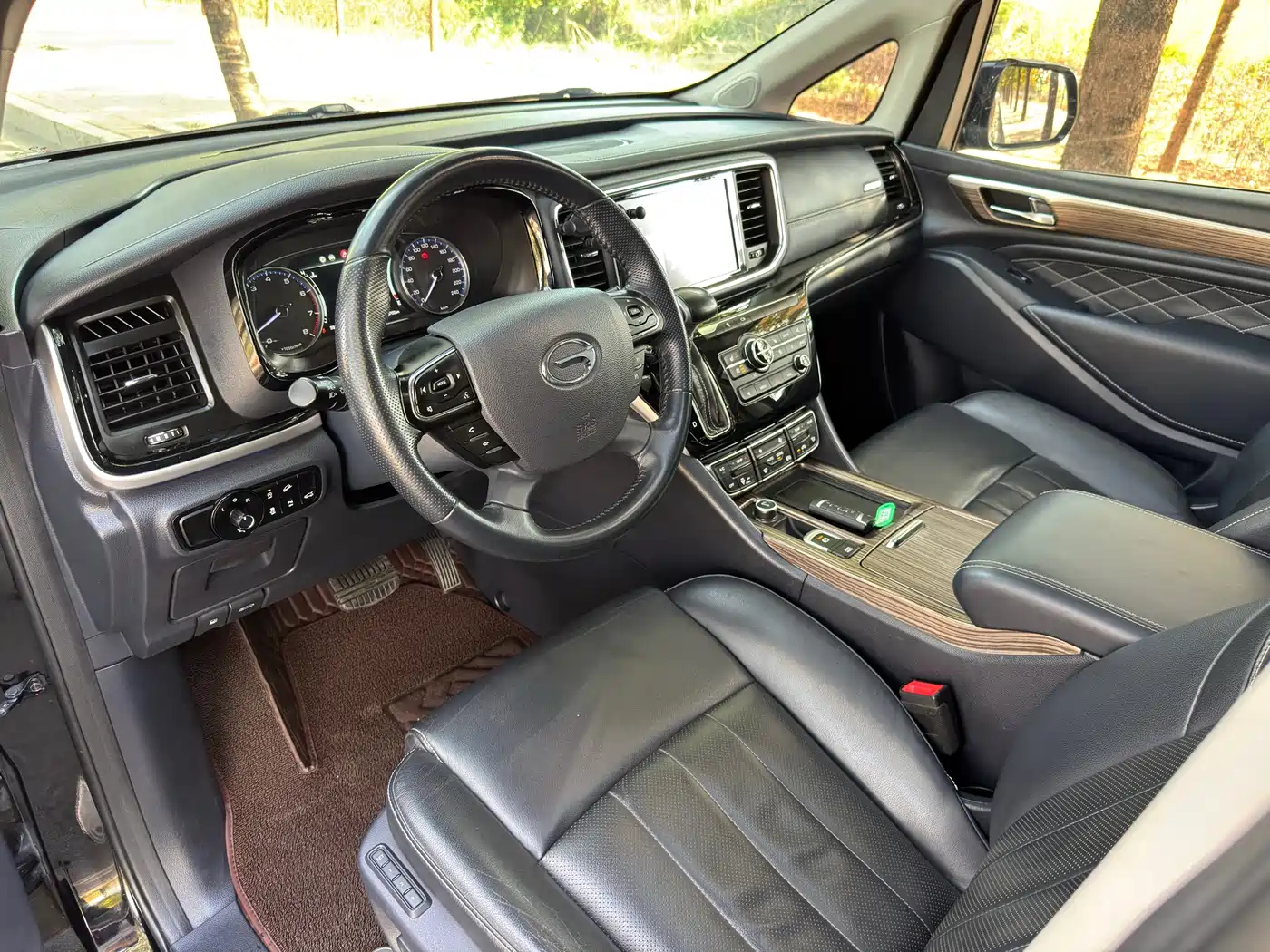 GAC Trumpchi Trumpchi M8 2020 Pilot 390T Ultimate Edition фото 5