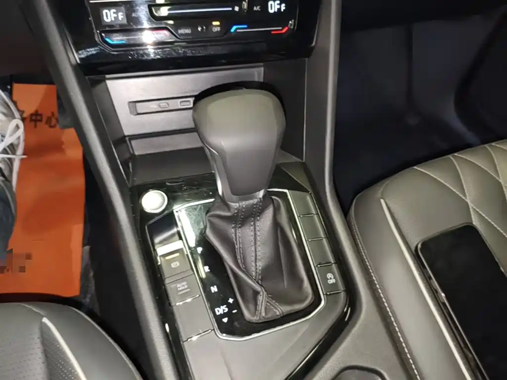 Volkswagen Tiguan L 2024 300TSI Auto 2WD Smart Edition фото 21
