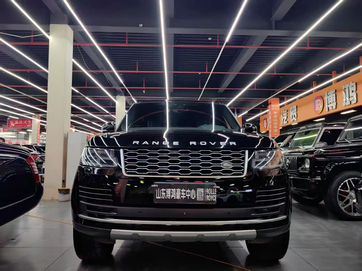 Land Rover Range Rover 2018 3.0 SC V6 Vogue Heritage Edition фото 2
