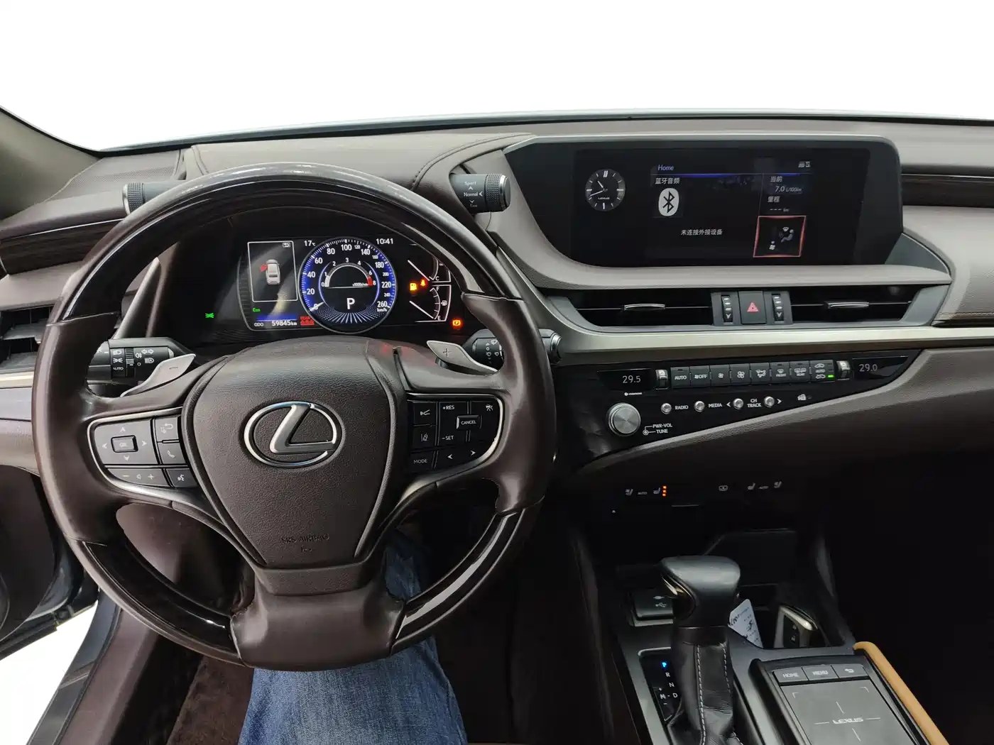 Lexus ES 2020 200 Luxury фото 13