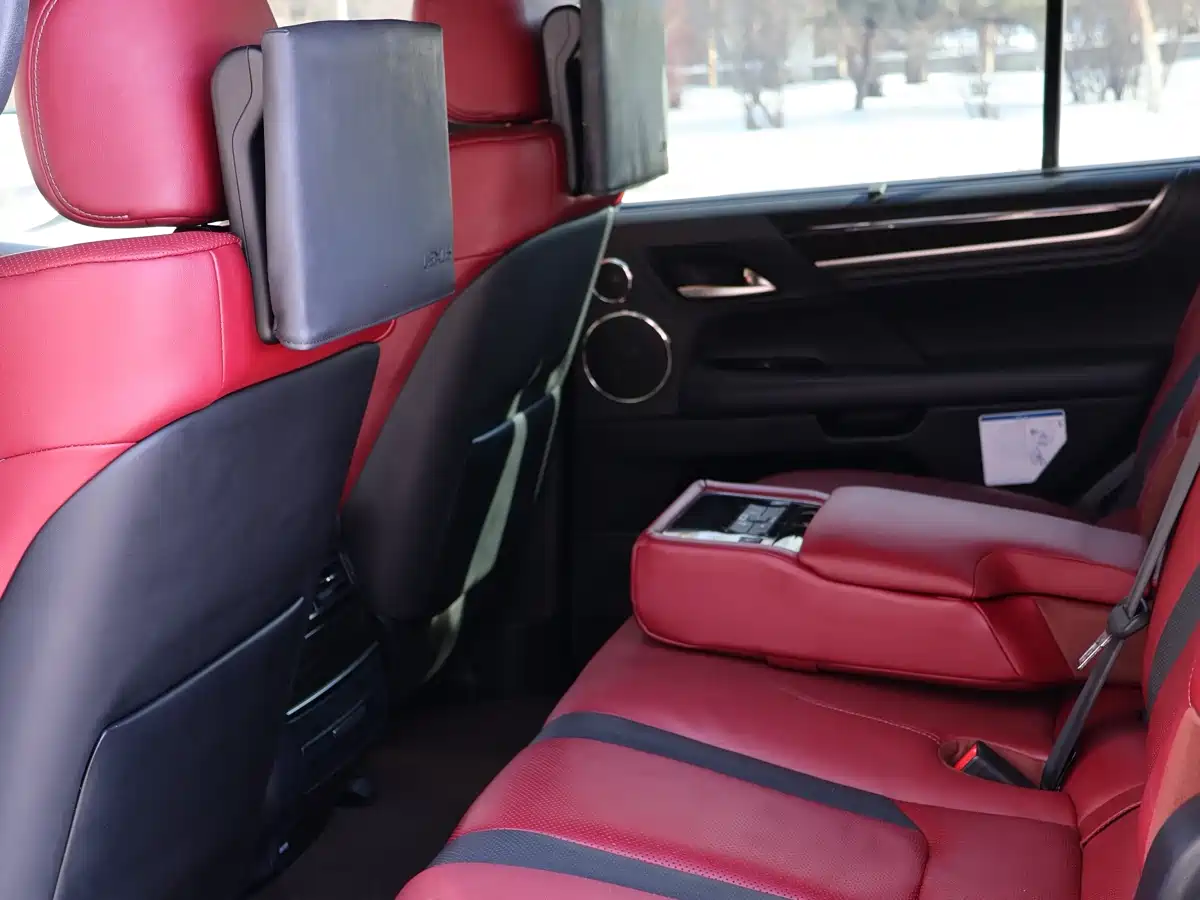 Lexus LX 2019 570 Peak Special Edition фото 22