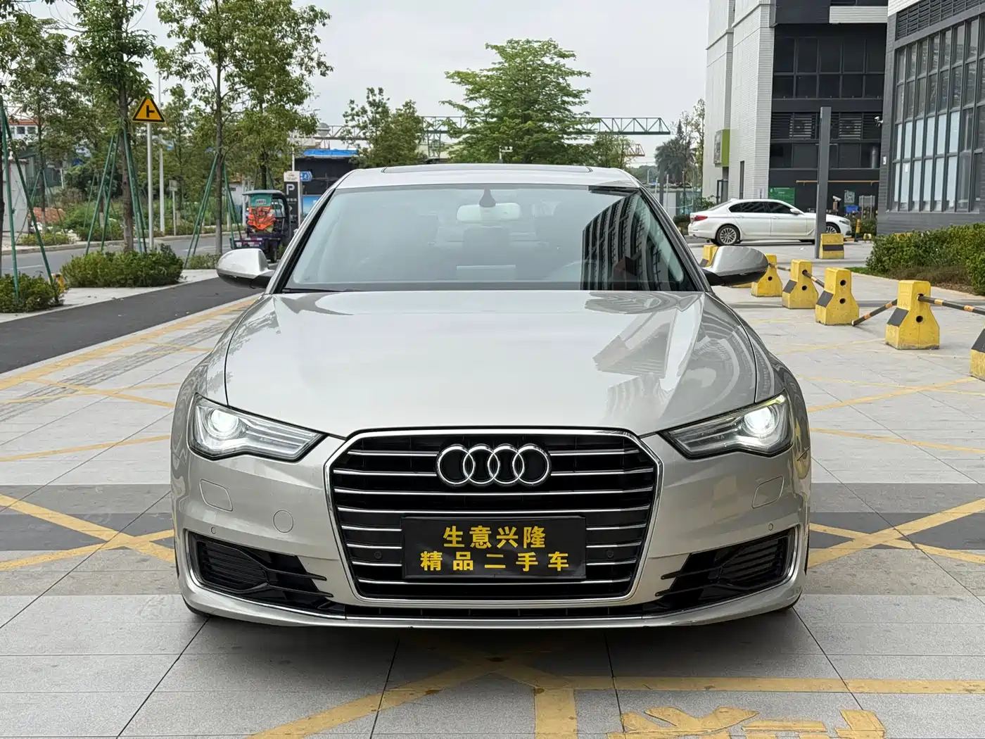 Audi A6L 2016 30 FSI Comfort фото 2