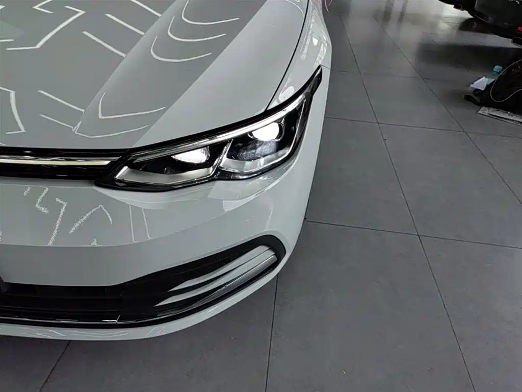 Volkswagen Golf 2023 Facelift 280TSI DSG Pro фото 24