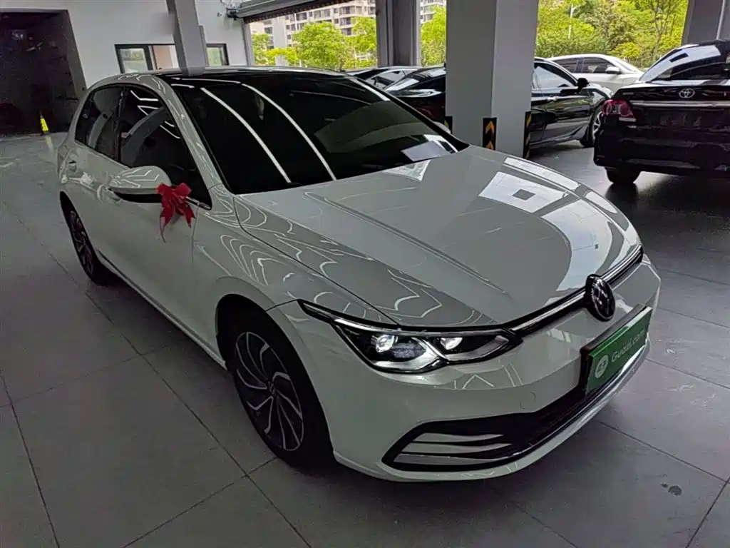 Volkswagen Golf 2023 Facelift 280TSI DSG Pro фото 4