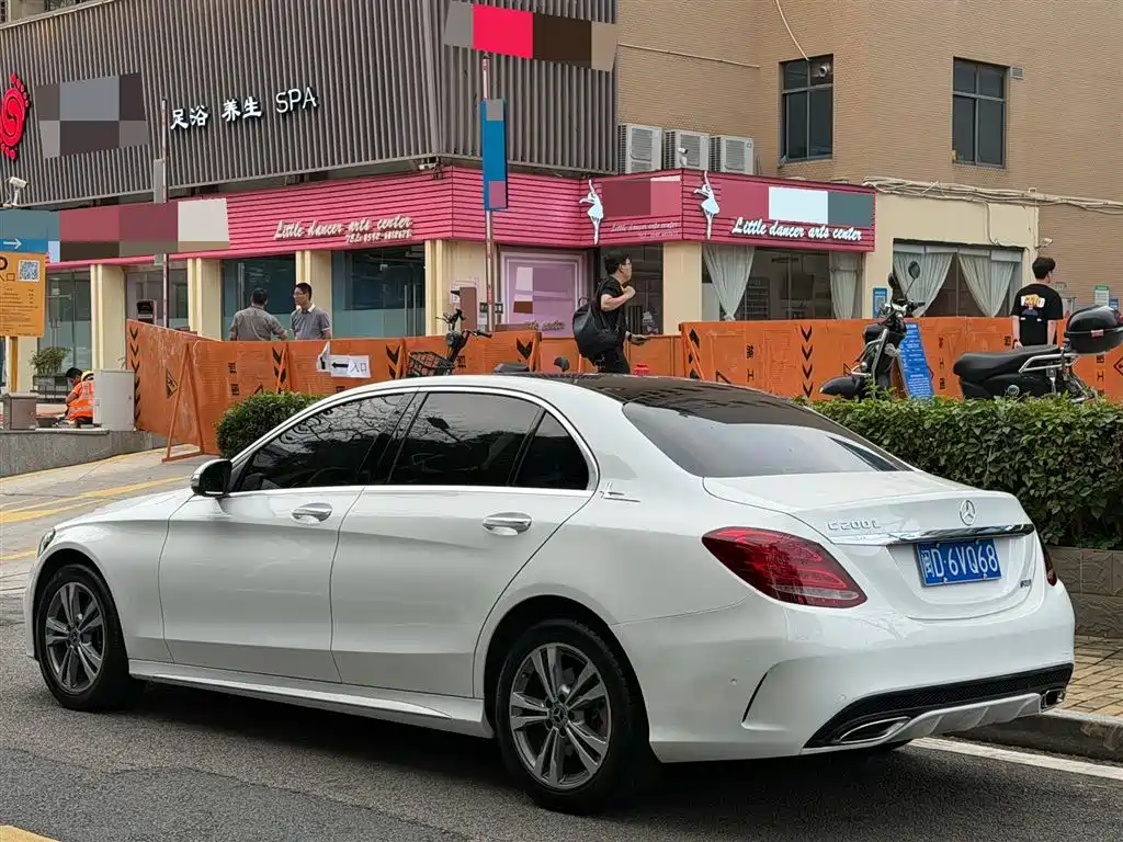 Mercedes-Benz C-Class 2018 C 200 L Sport Achievement Special Edition фото 11
