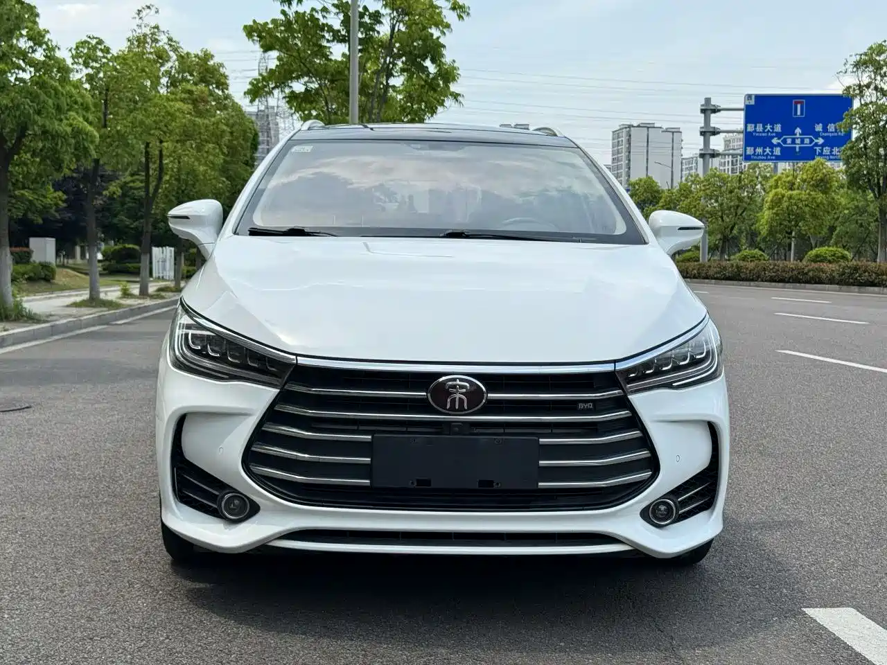 BYD Song MAX 2017 1.5T Auto Smart Connect Premium 7-seater фото 2