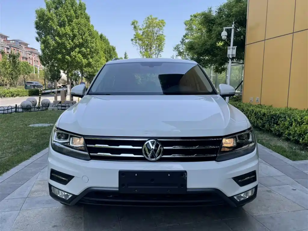 Volkswagen Tiguan L 2019 330TSI Automatic 2WD Panorama Comfort Edition China VI фото 19