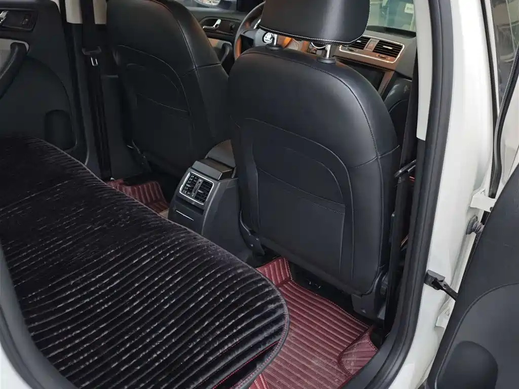 Škoda Yeti 2017 TSI280 DSG Advance фото 7