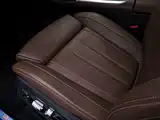 Photo 16 - BMW X7