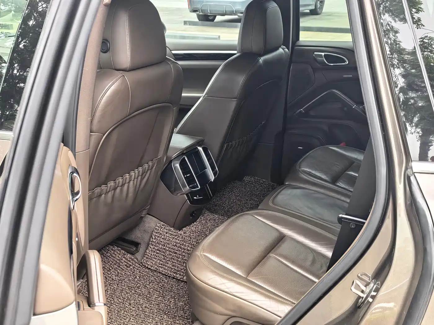 Porsche Cayenne 2011 Cayenne 3.0T фото 11