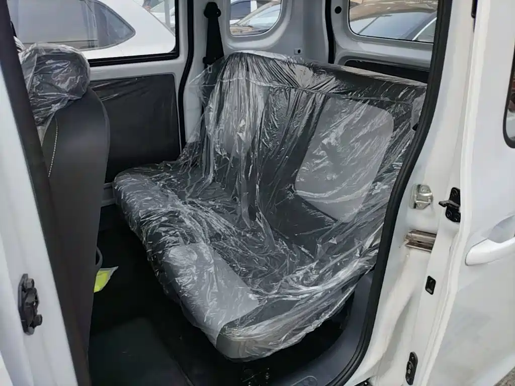 Wuling Motors Wuling Zhiguang NEV 2026 2025 Model 305km Base Version