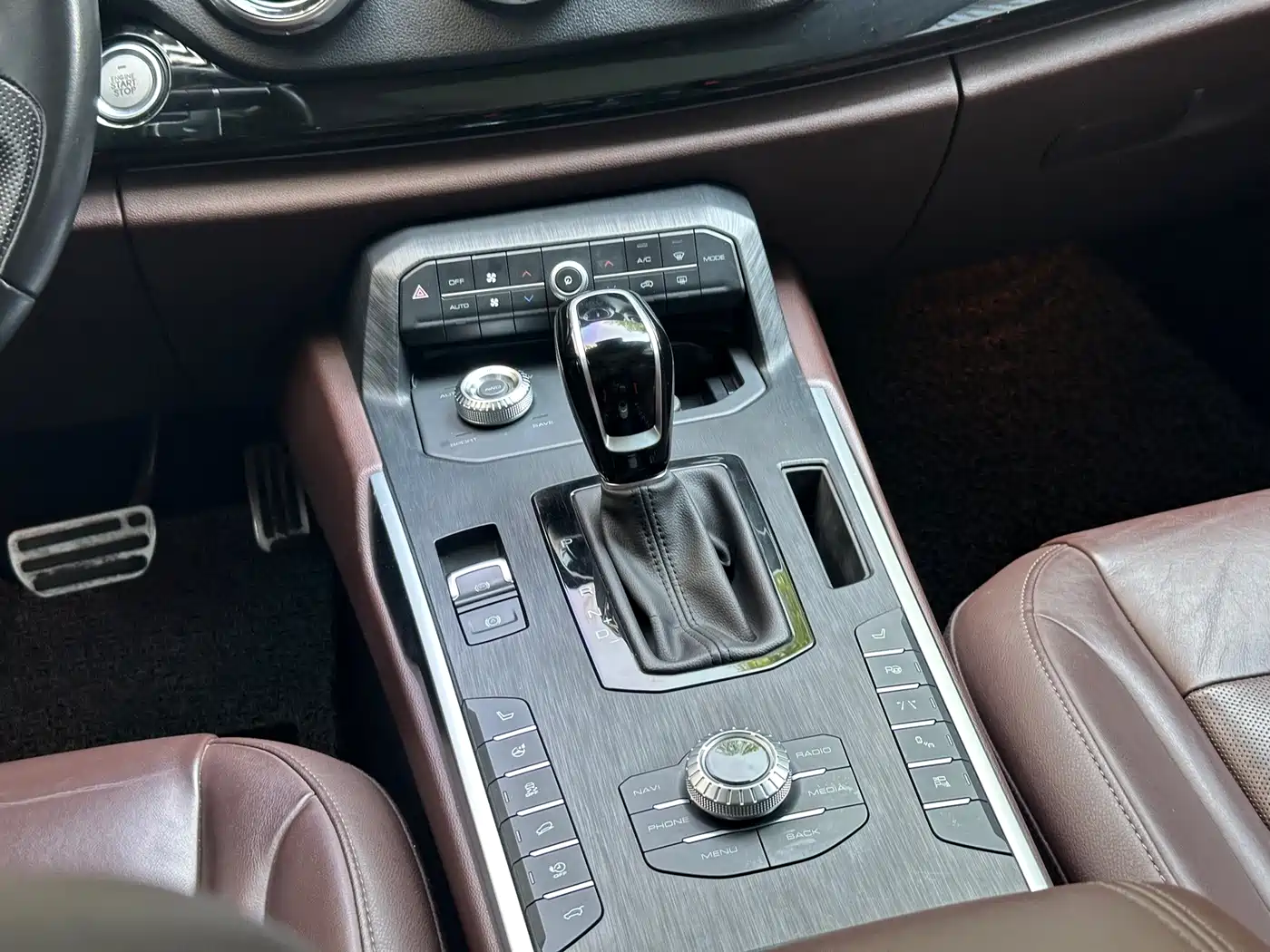 WEY P8 2018 2018 2.0T Flagship Model
