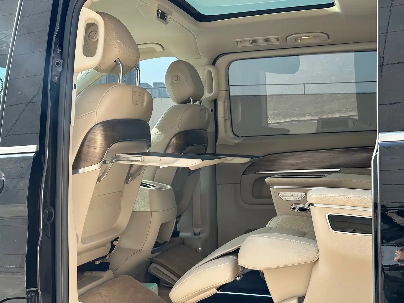 MERCEDES-BENZ V-CLASS