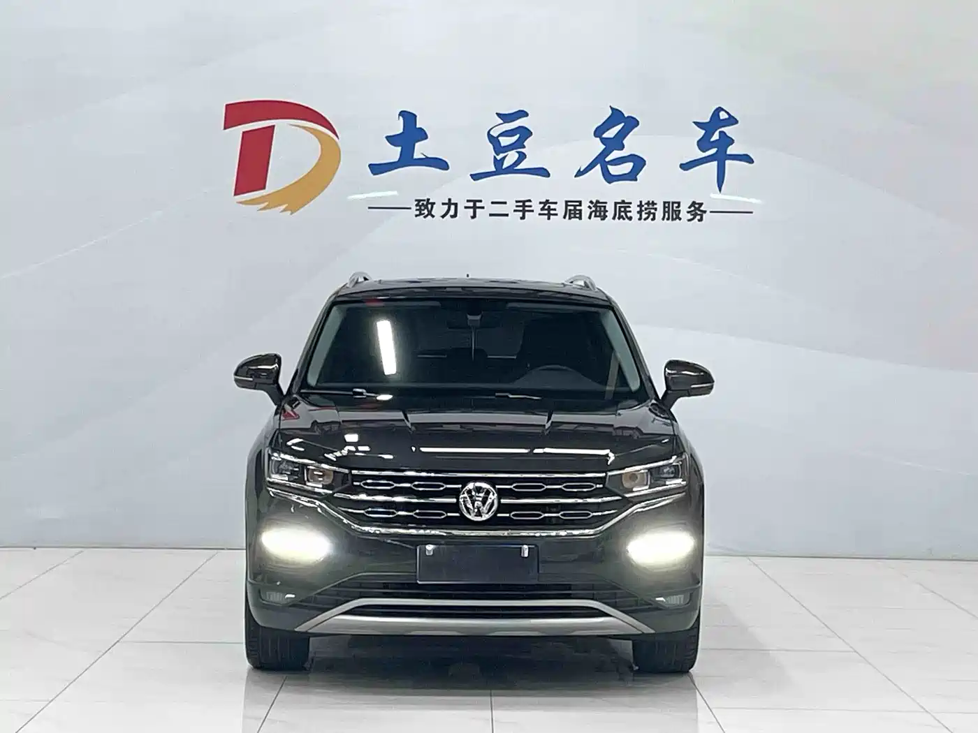 Volkswagen Tayron 2022 280TSI 2WD Luxury Smart Connect Edition фото 2