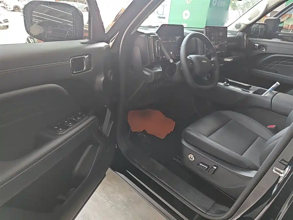 Haval Menglong 2025 2.0T 4WD Ultra фото 12