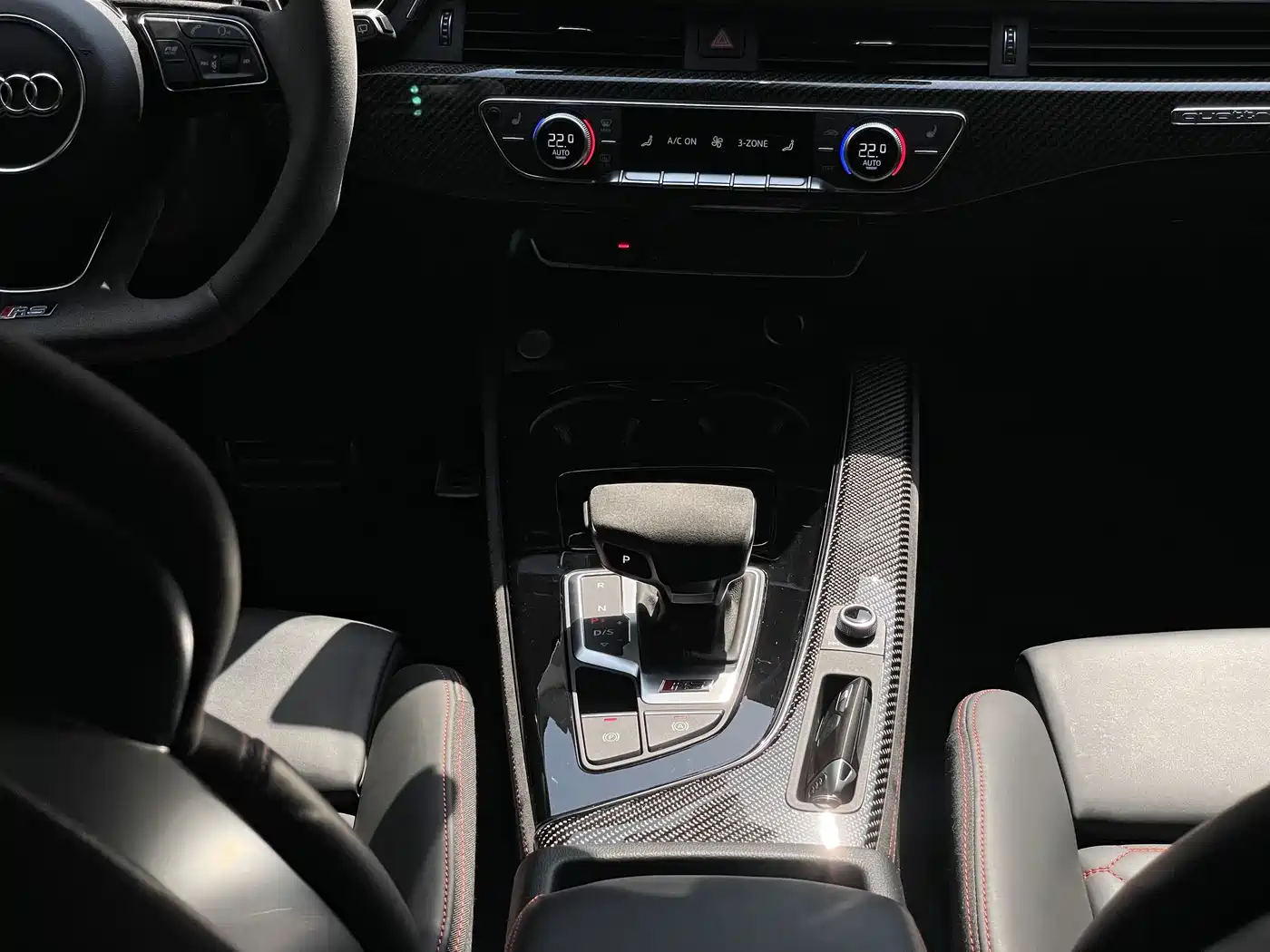 Audi RS 4 2021 RS4 Avant Obsidian Edition фото 13