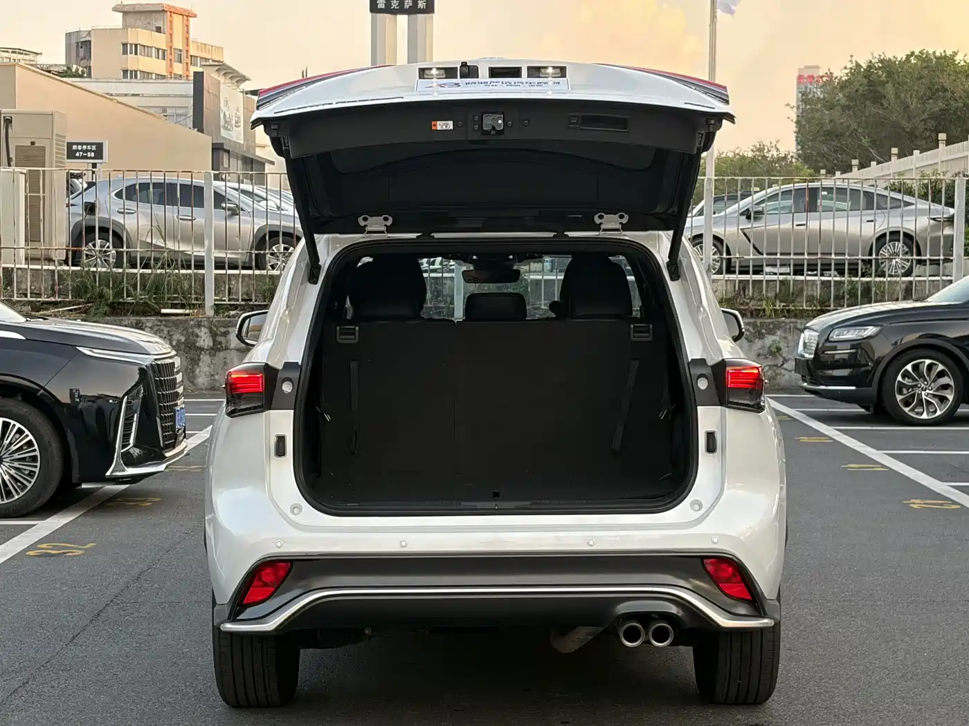 Toyota Crown Kluger 2024 2.0T AWD Jinyao Edition фото 7