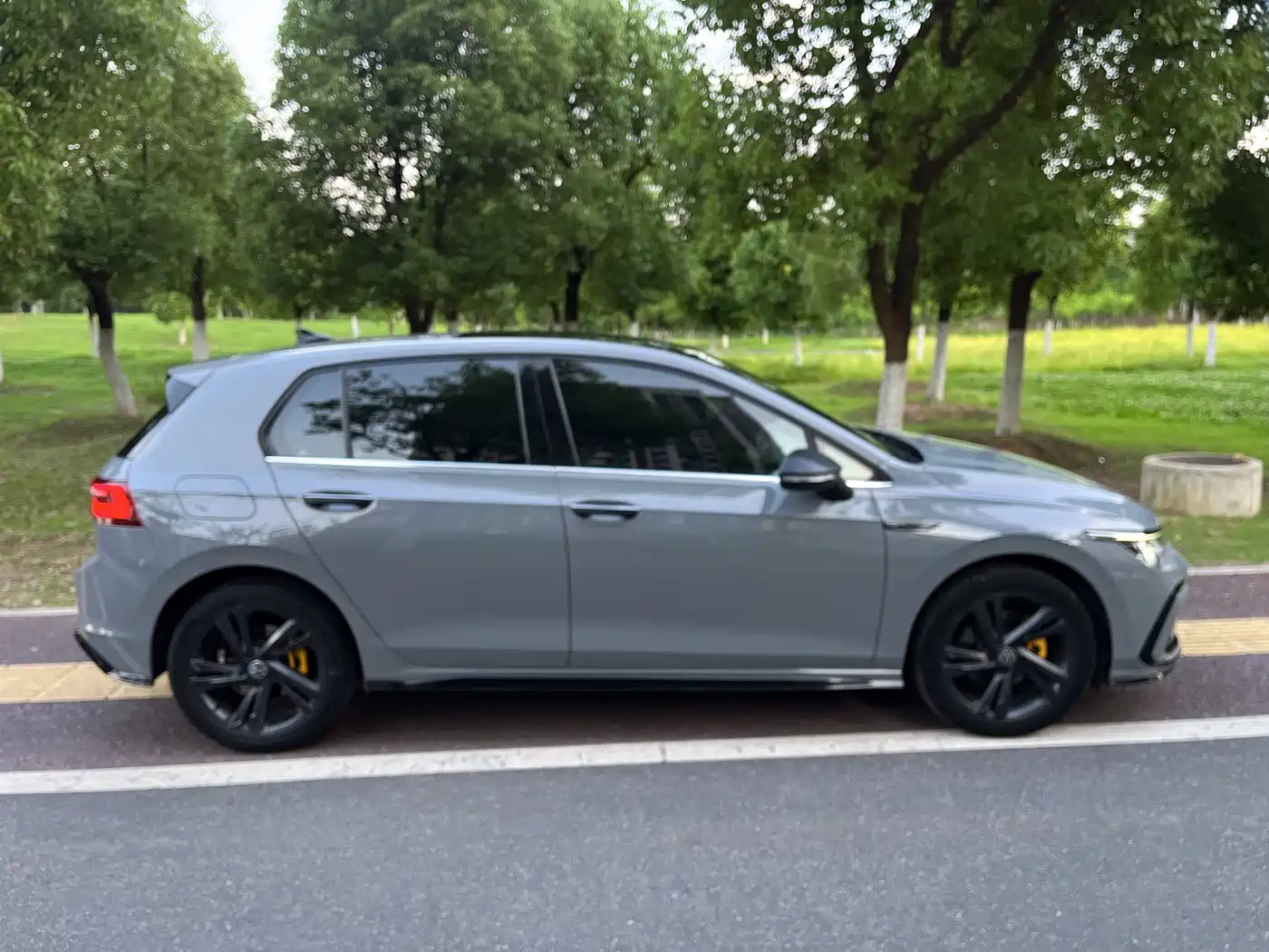 Volkswagen Golf 2023 280TSI DSG R-Line Lite фото 5