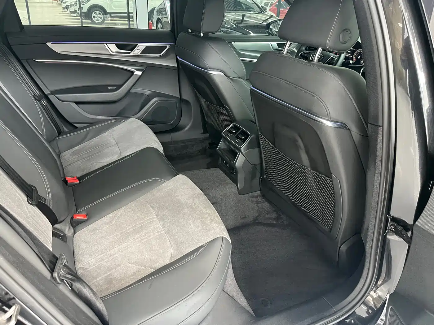 Audi A6L 2022 40 TFSI Luxury Dynamic фото 9