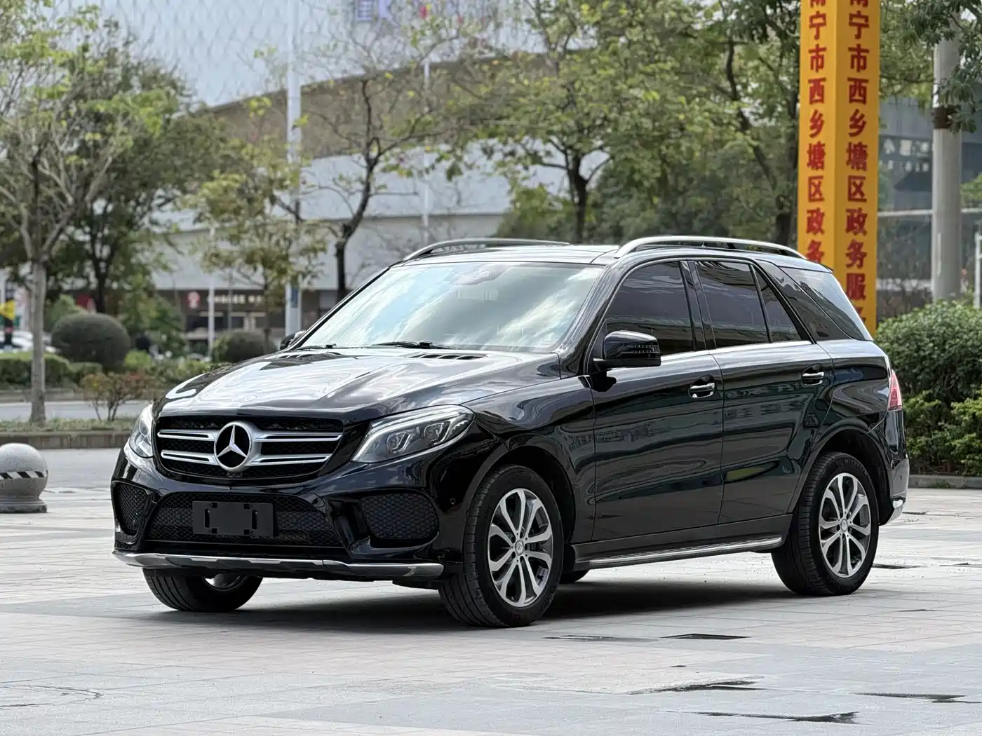 Mercedes-Benz GLE 2016 GLE 320 4MATIC Luxury фото 2