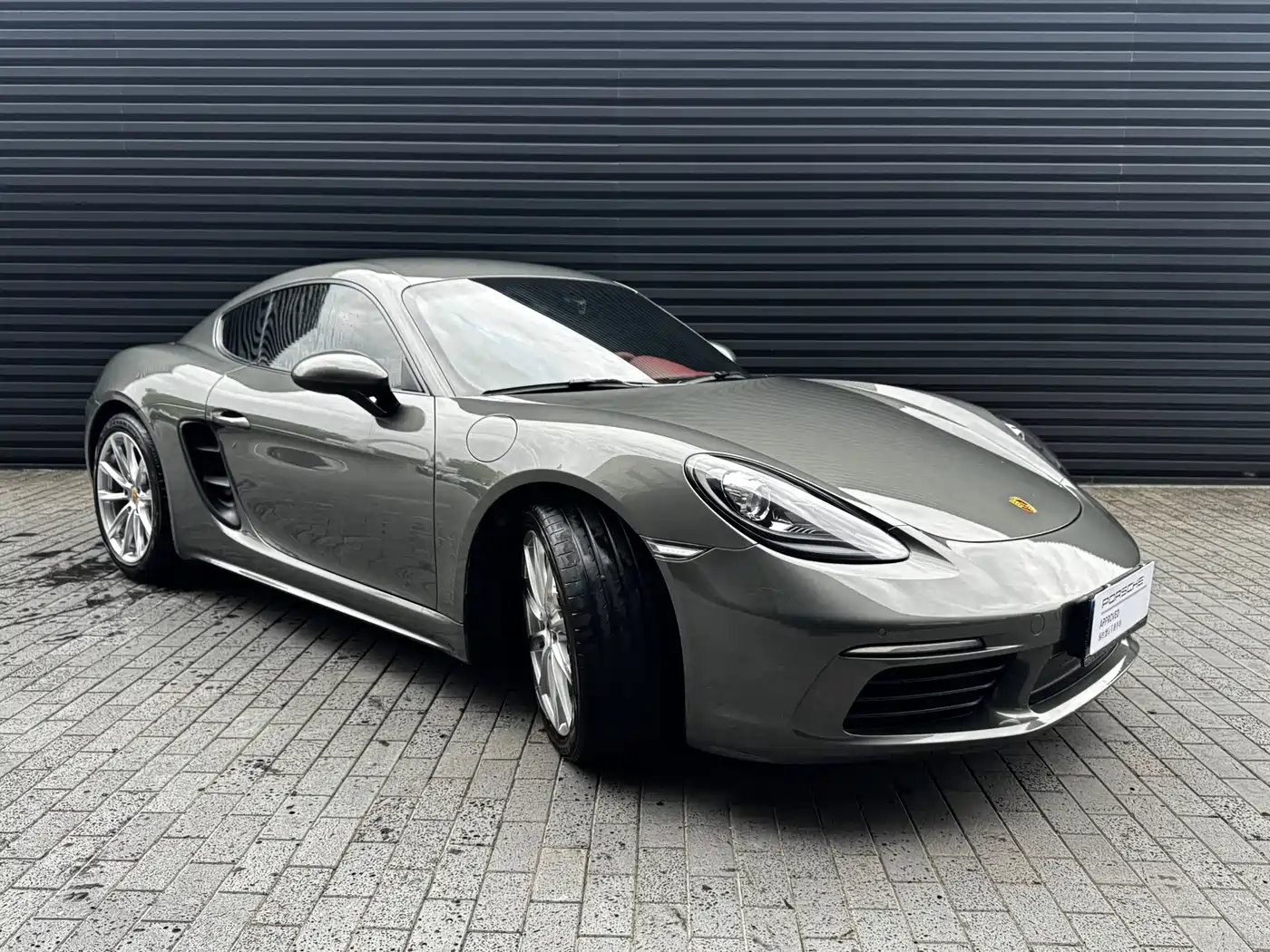 Porsche 718 2022 Cayman 2.0T