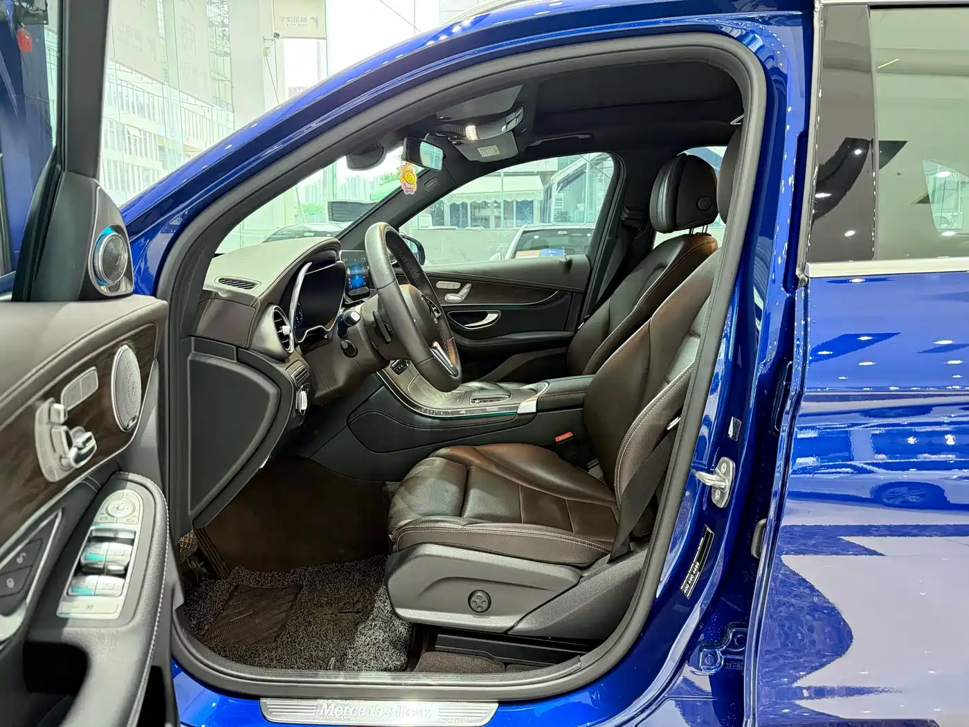 Mercedes-Benz GLC 2020 GLC 300 L 4MATIC Dynamic фото 5