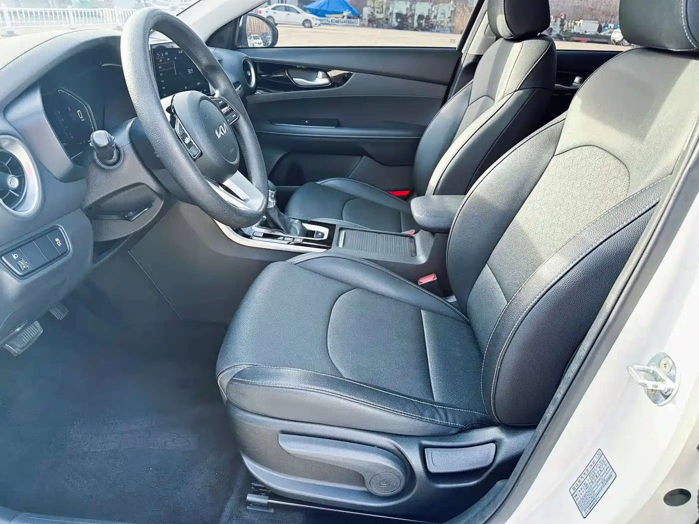 Kia K3 2021 1.5L CVT Fashion Edition фото 17