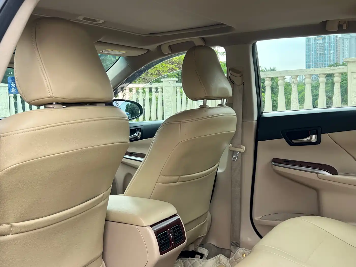 Toyota Camry 2011 200G Luxury Anniversary Edition фото 9