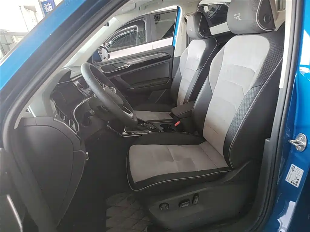 Volkswagen Tayron X 2020 330TSI 2WD Premium Smart Edition фото 15