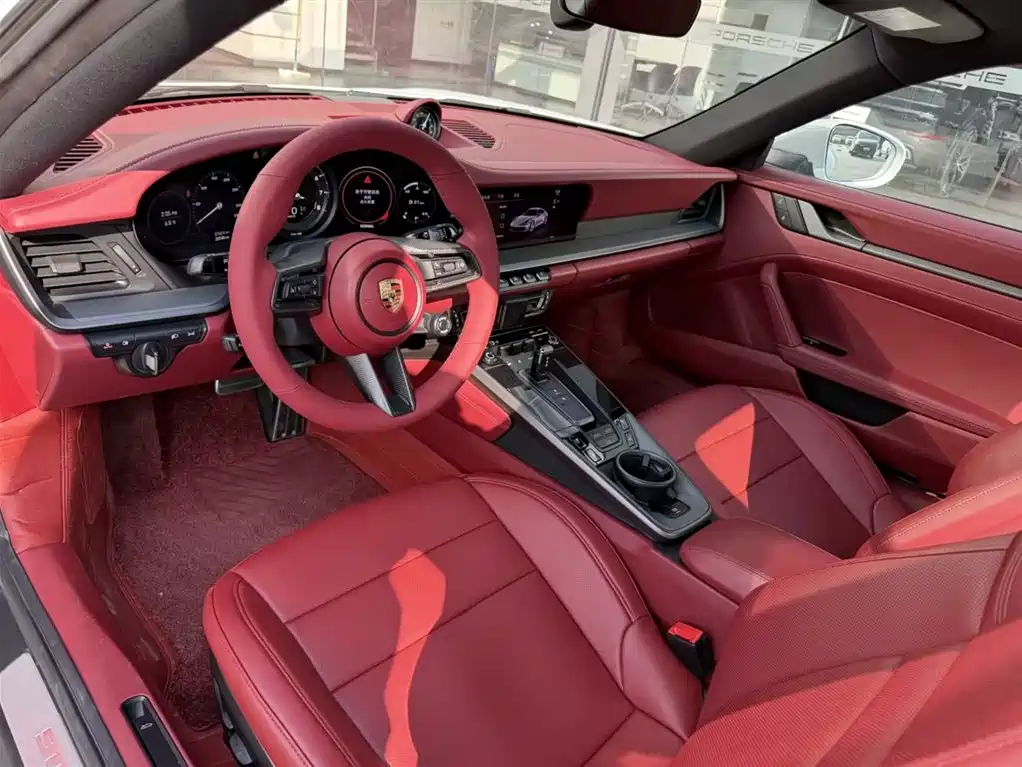 Porsche 911 2023 Carrera 3.0T фото 9