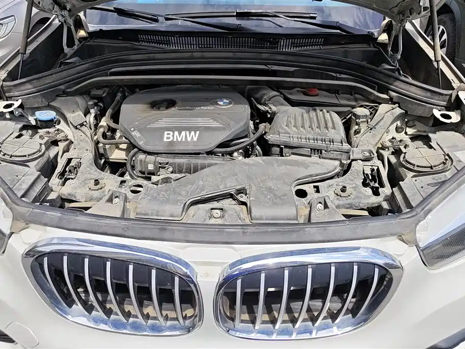 BMW X1 2019 sDrive18Li Fashion Model фото 10