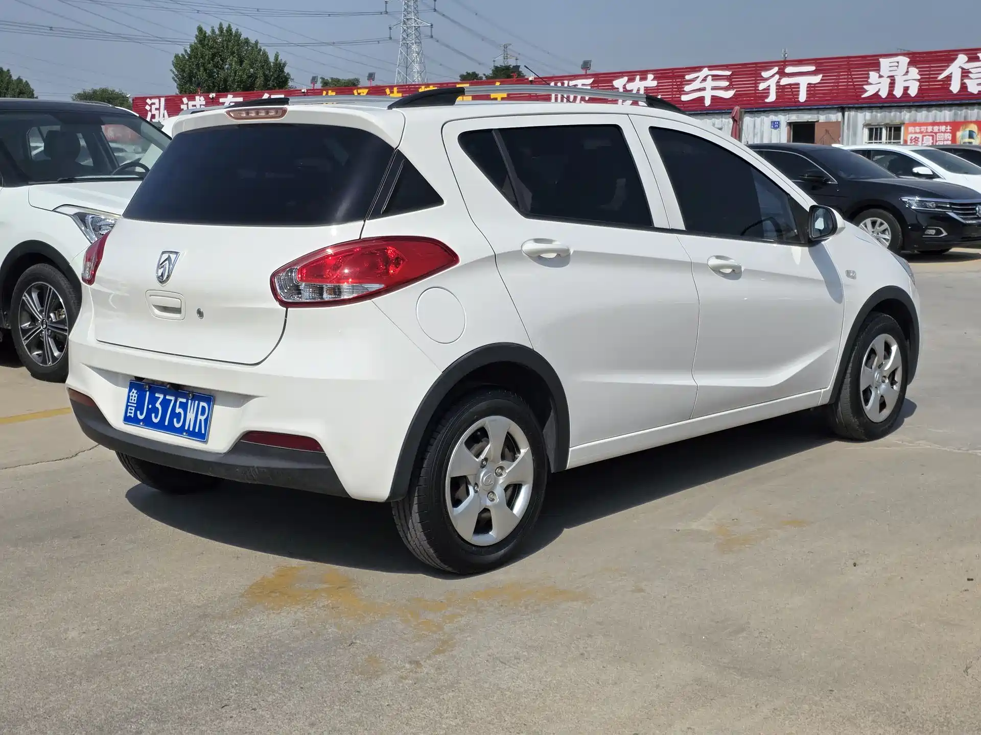 Фото 6 - Baojun 310