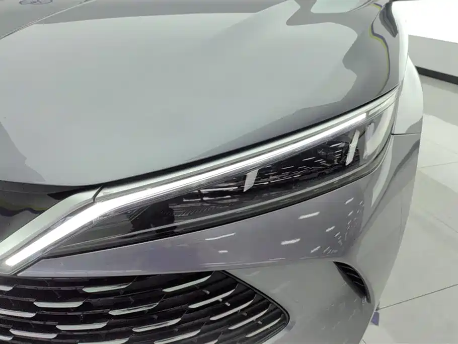 BYD Qin L 2024 DM-i 120KM Leading фото 5