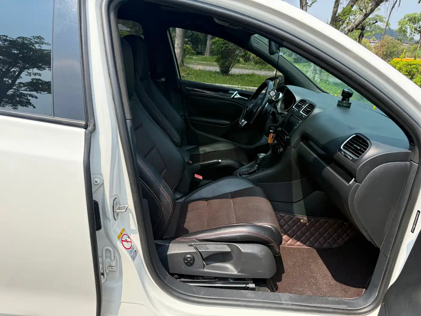 Volkswagen Golf GTI 2012 2.0TSI GTI фото 16