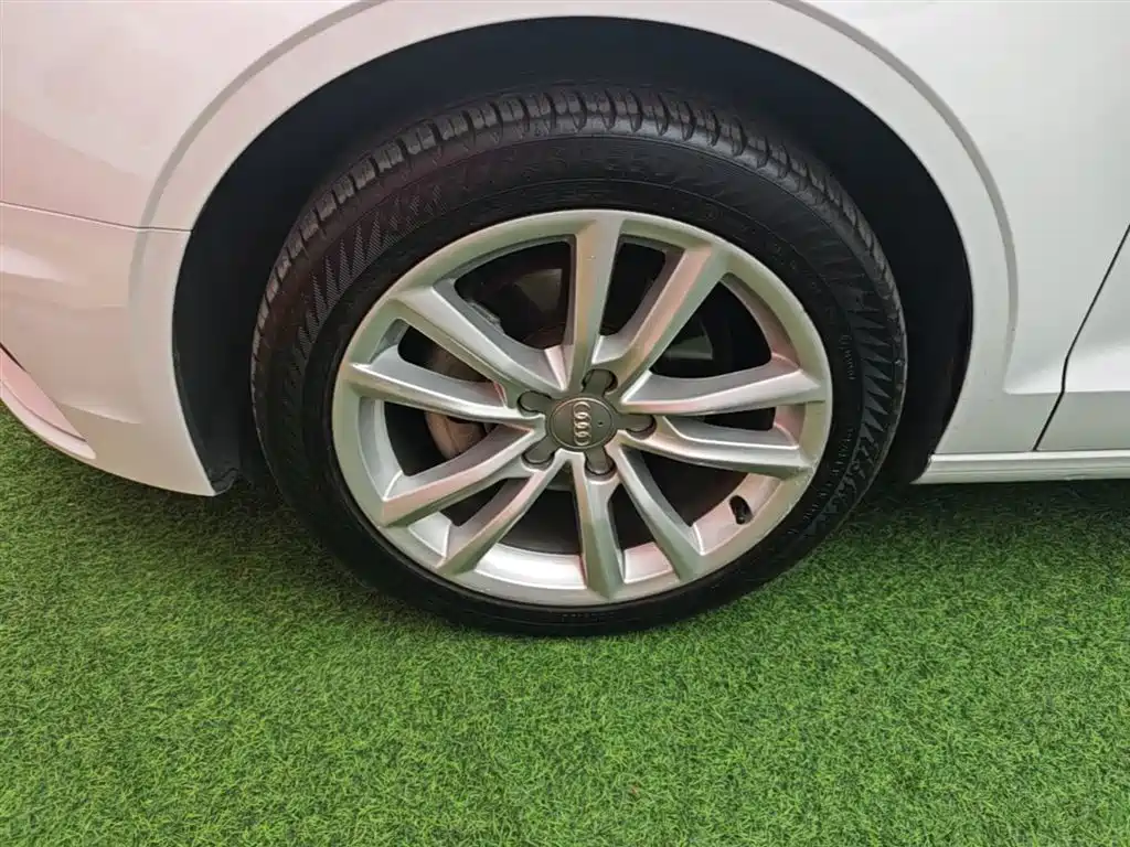 Audi A3 2014 Limousine 35 TFSI Auto Comfort фото 23