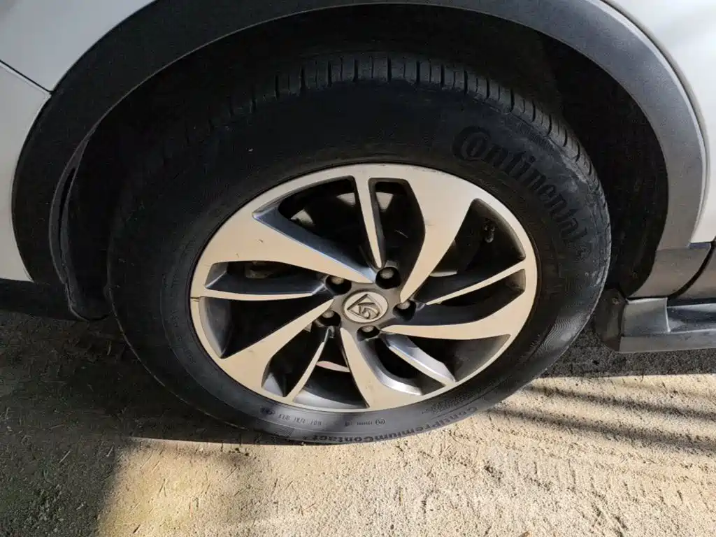 Baojun 560 2017 2016 1.8L iAMT Luxury