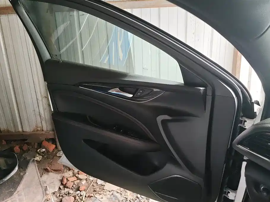Buick Regal 2017 GS 28T Luxury Model фото 7