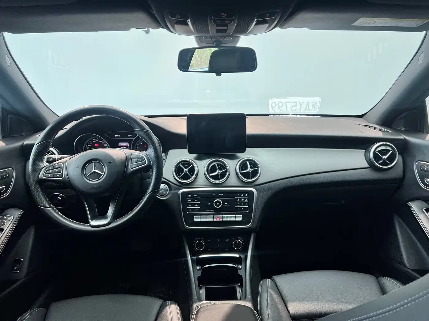 Mercedes-Benz CLA (Import) 2017 Facelift CLA 200 Style фото 9