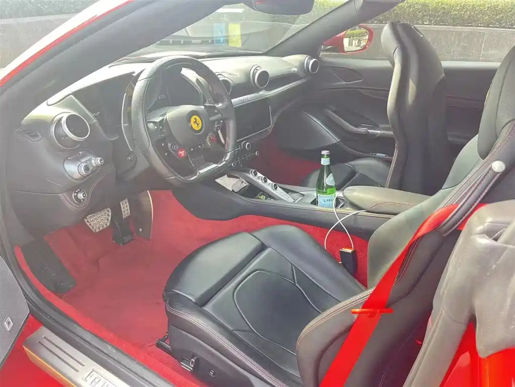 Ferrari Portofino 2019 2018 Model 3.9T