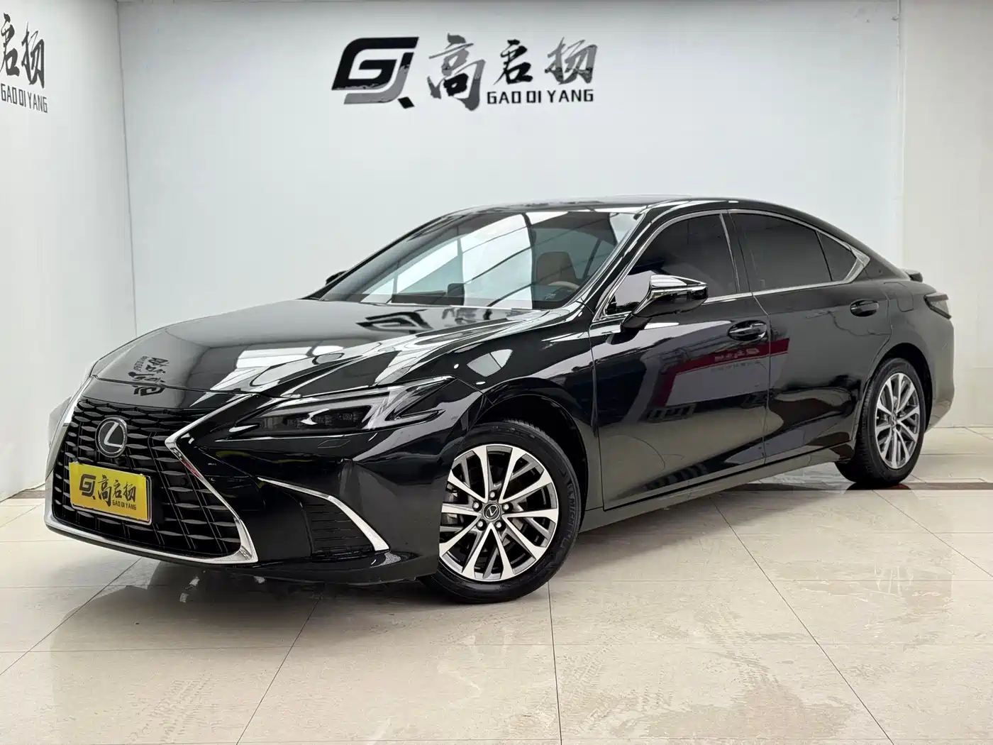 Lexus ES 2025 200 Ultimate Edition