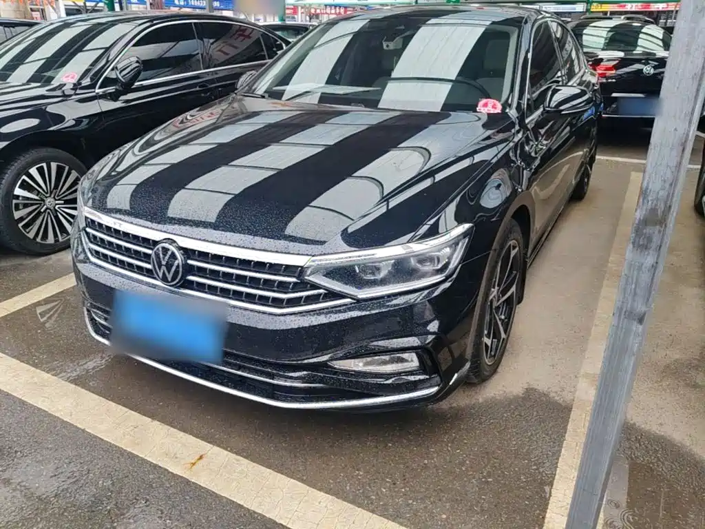 Volkswagen Magotan 2023 Model 2 Million Commemorative Edition 330TSI DSG Luxury