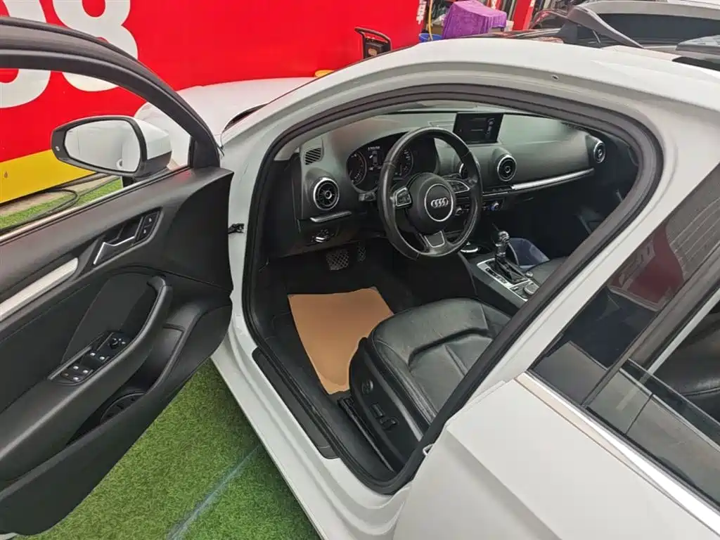 Audi A3 2014 Limousine 35 TFSI Auto Comfort фото 16