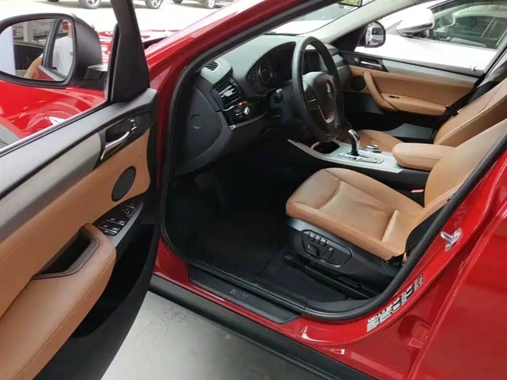 BMW X4 2014 xDrive28i Leading Edition фото 16