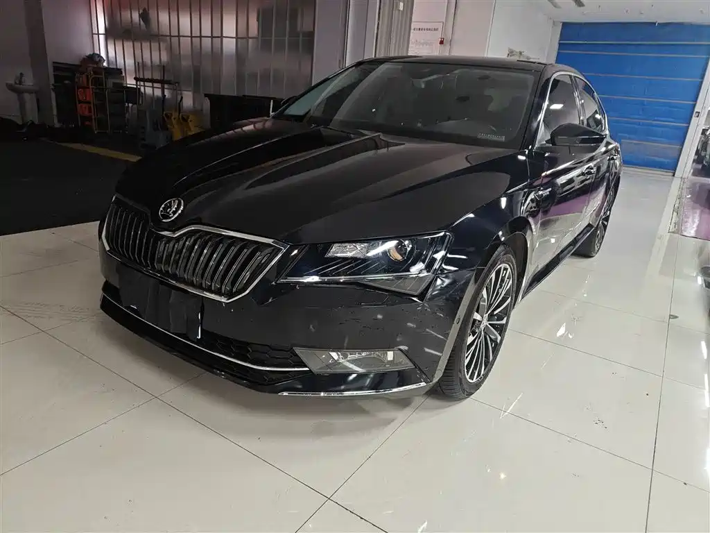 Škoda Superb 2018 TSI330 DSG Luxury Edition China V