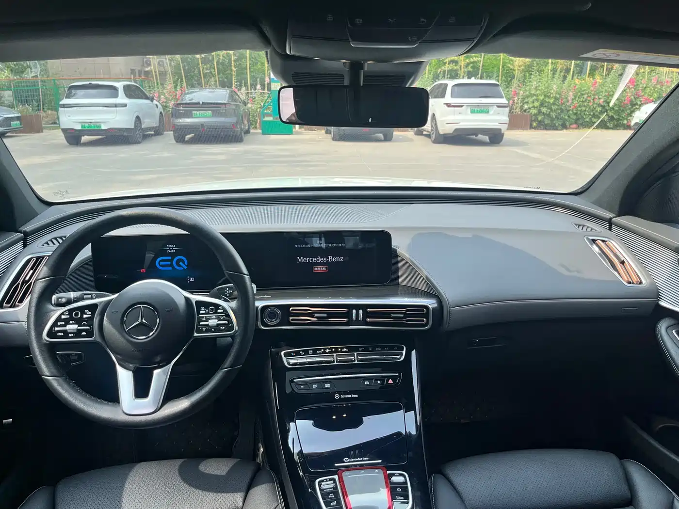 Mercedes-Benz EQC 2021 EQC 400 4MATIC фото 14