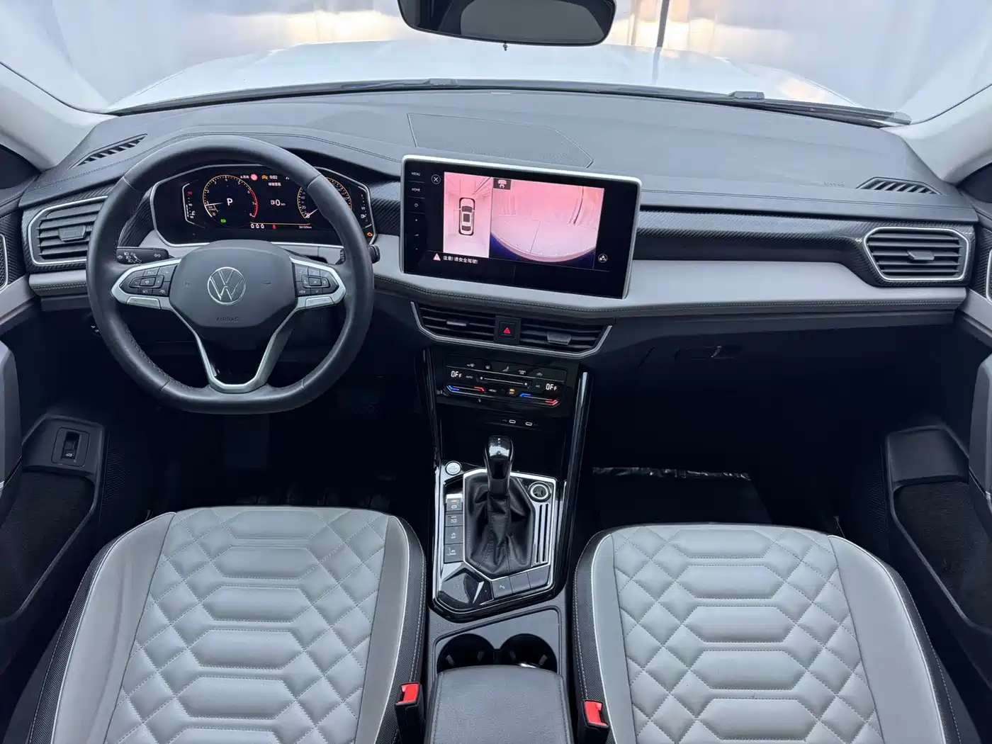 Volkswagen Tayron 2023 280TSI 2WD Luxury Plus Advanced Edition фото 14