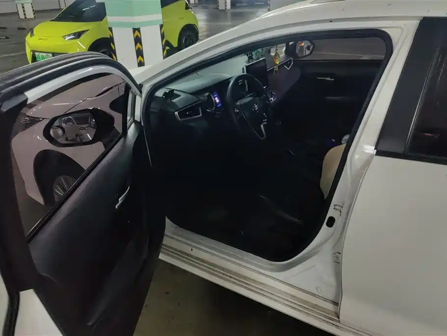 Toyota Corolla 2019 1.2T S-CVT GL-i Elite Edition фото 9