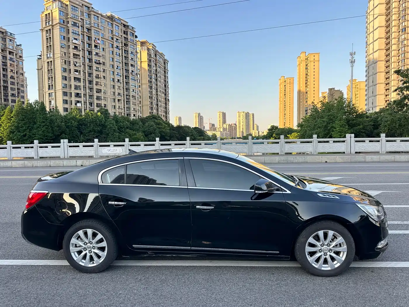 Buick LaCrosse 2016 20T Luxury фото 4