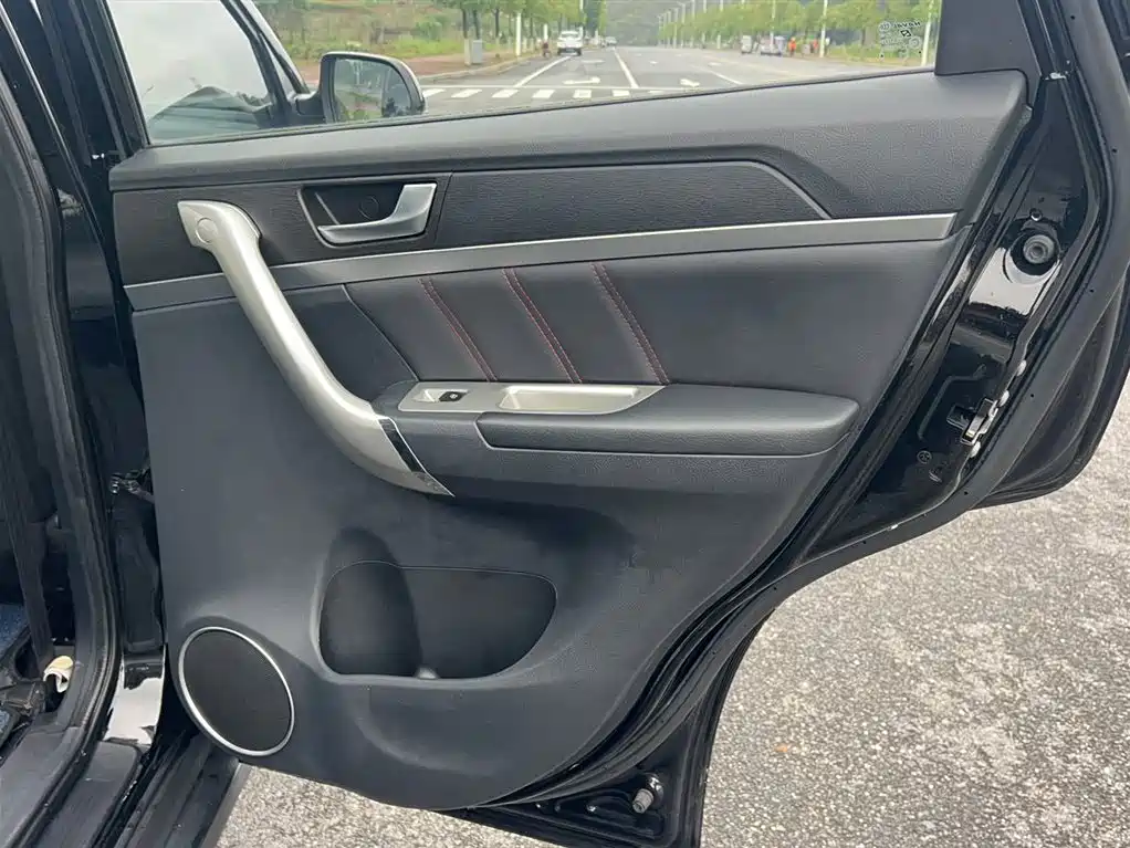 Haval M6 2019 1.5T DCT 2WD Elite Type China VI фото 15