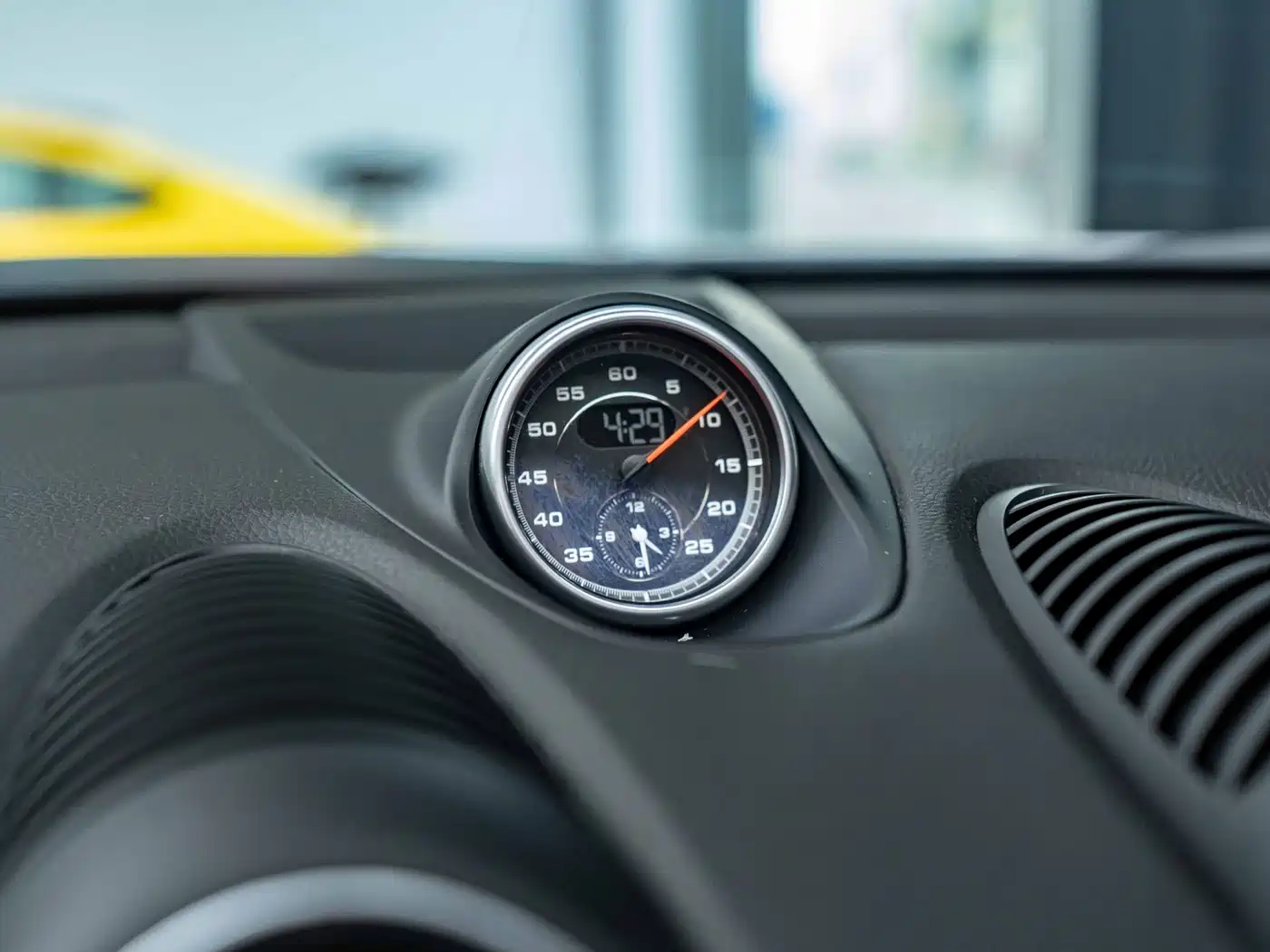 Porsche 718 2022 Boxster 2.0T фото 13